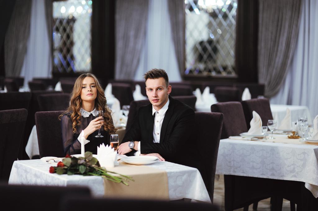 Avalon Palace Ternopil Extérieur photo