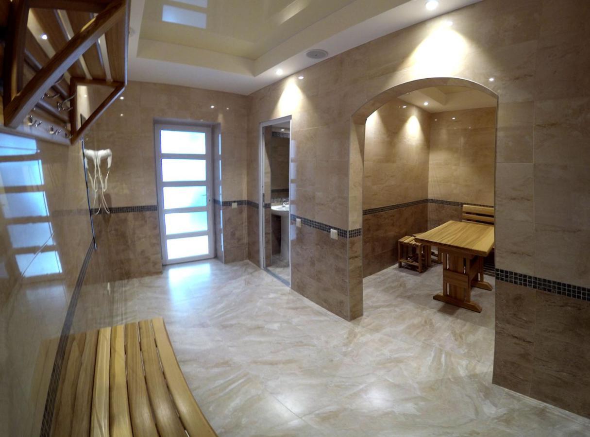 Avalon Palace Ternopil Extérieur photo